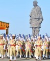 स्टैच्यू ऑफ़ यूनिटी पर परेड