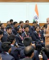 मोदी की एशियाई विजेताओं से बातचीत