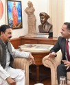 राज्यमंत्री से मिले इराक के राजदूत
