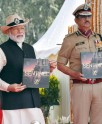 मोदी ने किया पुस्तक का विमोचन