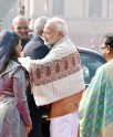 कोविंद व मोदी से गर्मजोशीभरी भेंट