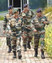 सेना कमांडर का मीसा कैंप दौरा