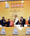 उपराष्ट्रपति दिए एलपीजी गैस कनेक्शन