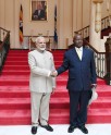 मोदी की युगांडा के राष्ट्रपति से मुलाकात