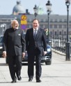 मोदी की स्टीफन के साथ चहलकदमी