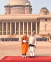 राष्ट्रपति भवन में शेरिंग व मोदी
