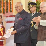 राष्ट्रपति ने किया छात्र-छात्राओं को पुरस्कृत