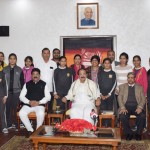 उपराष्ट्रपति से मिले छात्र