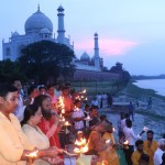माँ यमुना की दिव्य और भव्य आरती