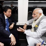 मोदी और शिंजो आबे का ट्रेन में सफर