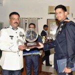 कैप्टन अवनीश को सर्वश्रेष्ठ फ्लाइंग ट्रॉफी
