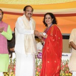 उपराष्ट्रपति ने दिए शिक्षकों को सम्मान