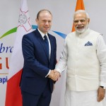 माल्टा के प्रधानमंत्री से मिले मोदी