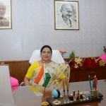 देबाश्री को राज्यमंत्री का पदभार