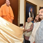 मुख्यमंत्री दीर्घा में योगी आदित्यनाथ