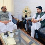 रक्षामंत्री से मिले ज्योतिरादित्य