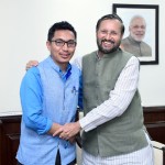 लद्दाख के सांसद जावड़ेकर से मिले