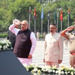 गृहमंत्री की शहीदों को श्रद्धांजलि