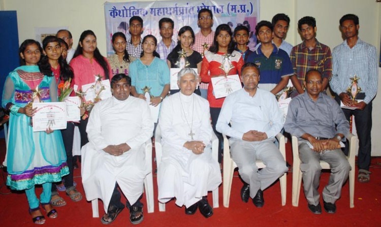 organizing a great honor ceremony for students