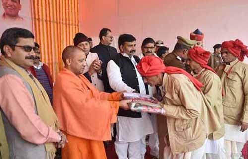 cm yogi adityanath