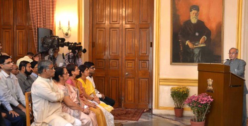 pranab mukherjee delivering the debranjan mukherji memorial lecture