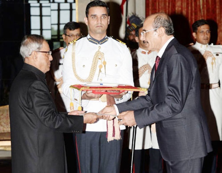 new ambassadors introduced to the president