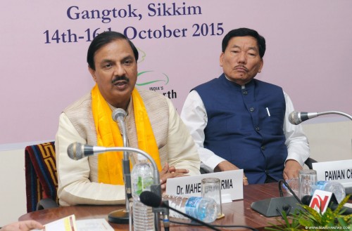 dr. mahesh sharma addressing a press conference for 4th international tourism mart