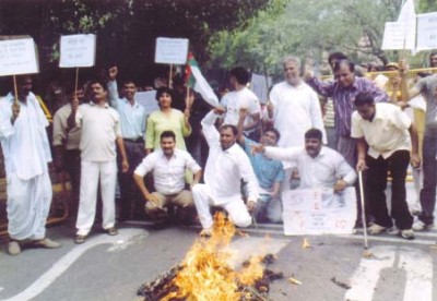 समलैंगिकता के खिलाफ प्रदर्शन-performance against homosexuality