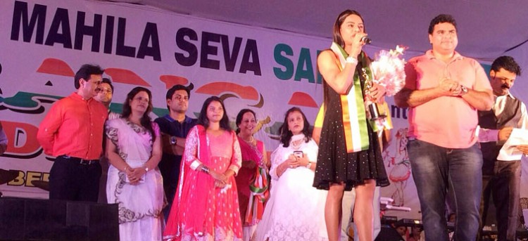 shweta rathore respect in hiranandani tejaswini mahila mandal