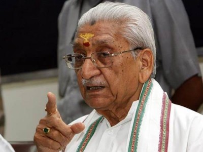 ashok singhal