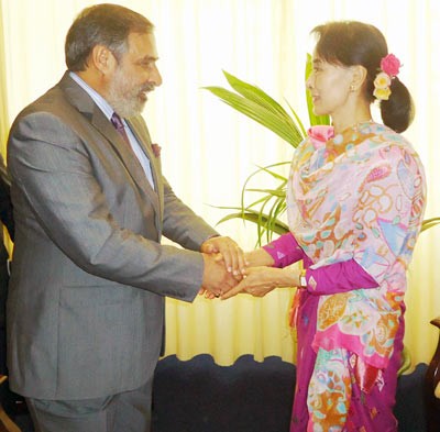 anand sharma and daw aung san suu kyi