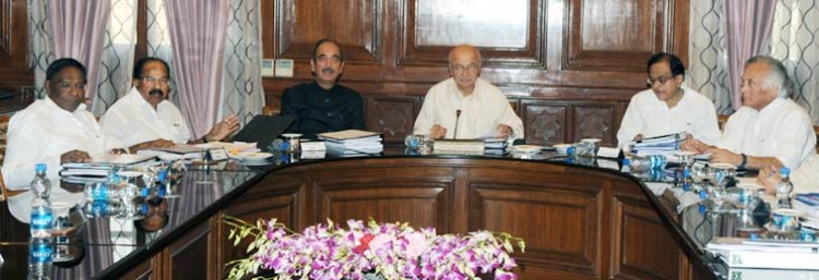 sushilkumar shinde, p. chidambaram, ghulam nabi azad, m. veerappa moily and v. narayanasamy