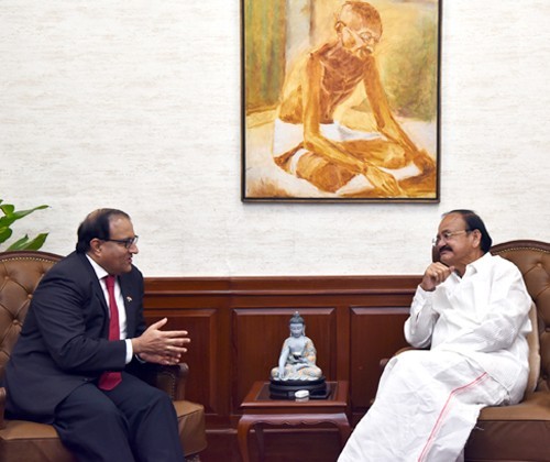 singapore's minister of industry meets vice president