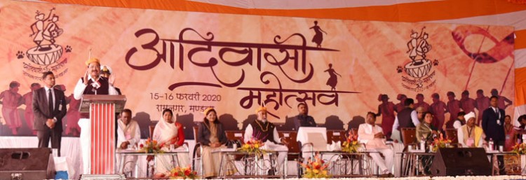 vice president m. venkaiah naidu addressing