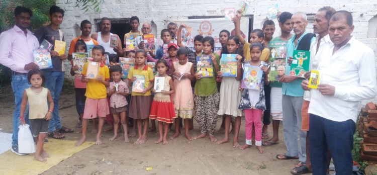 surya foundation's running library at hardei village ranikheda