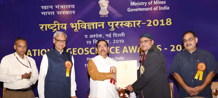 national geo science honors awarded