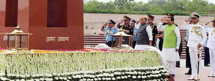 tribute to the martyred soldiers across the country in the kargil war
