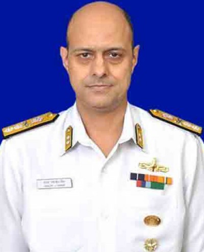 admiral sj singh flag officer of kochi