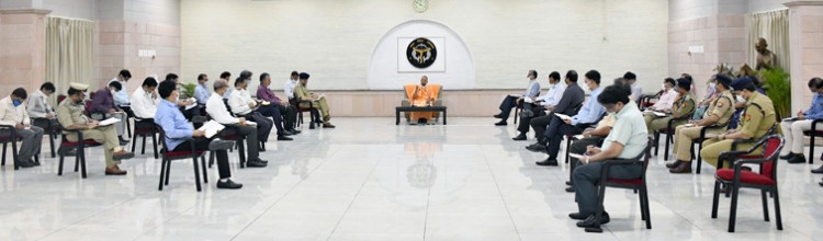 chief minister reviews lockdown implementation