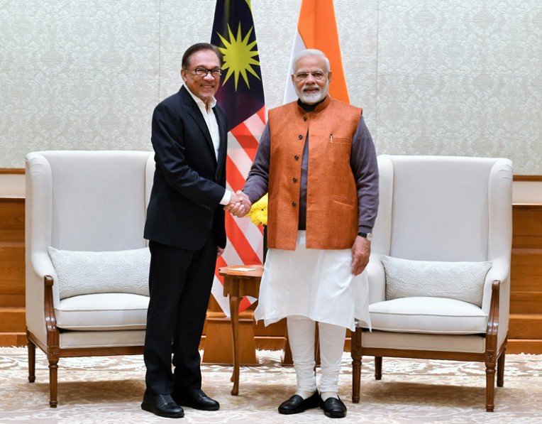 अनवर इब्राहिम की मोदी से भेंट