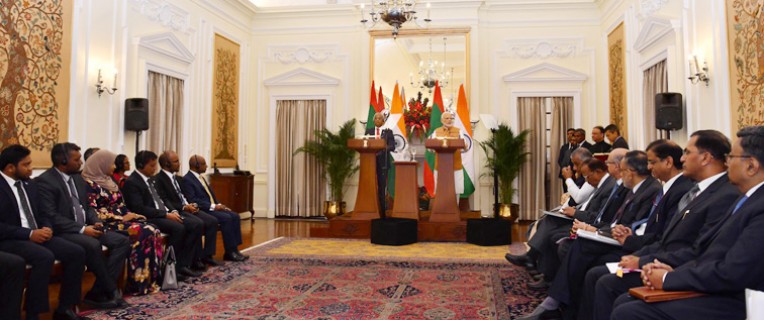 संयुक्त प्रेस वक्तव्य देते मोदी और सोलिह