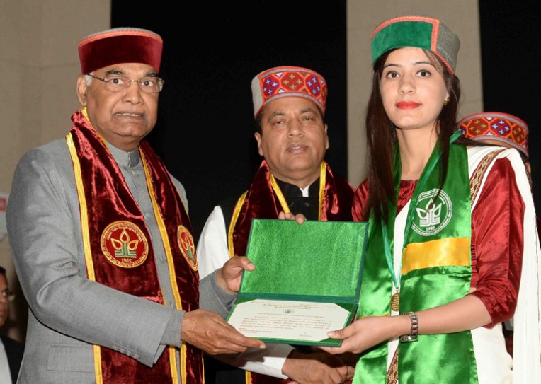 राष्ट्रपति ने दिए प्रमाणपत्र