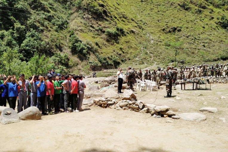 छात्रों ने देखीं देश की सीमाएं