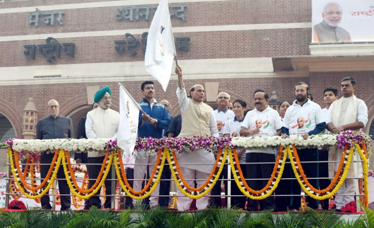 मेजर ध्यान चंद स्टेडियम में एकता दिवस