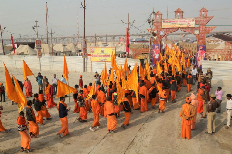 पंचायती अखाड़ा की पेशवाई जुलूस यात्रा