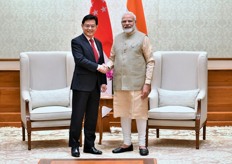 सिंगापुर के उप प्रधानमंत्री मोदी से‌ मिले