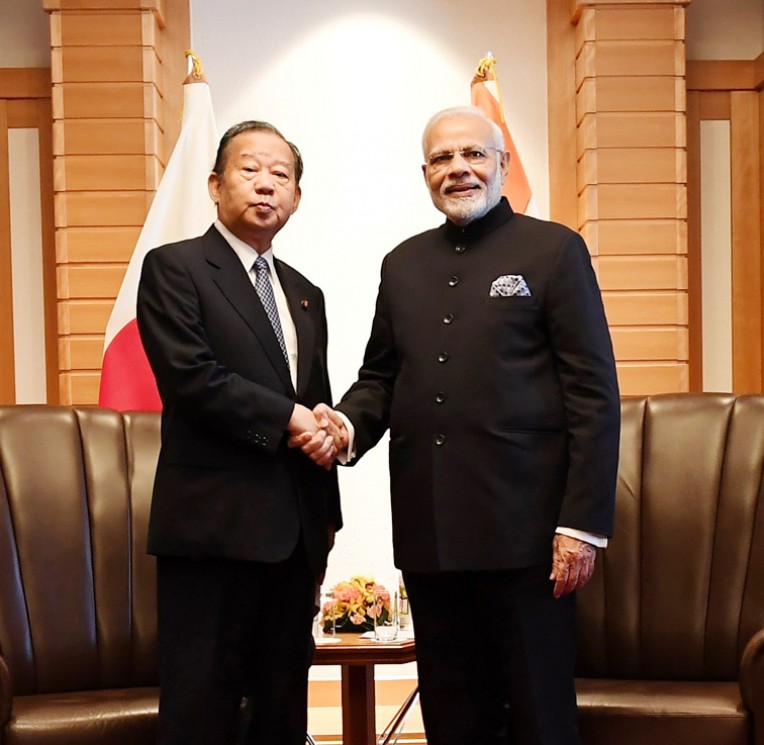 प्रधानमंत्री नरेंद्र मोदी से मुलाकात