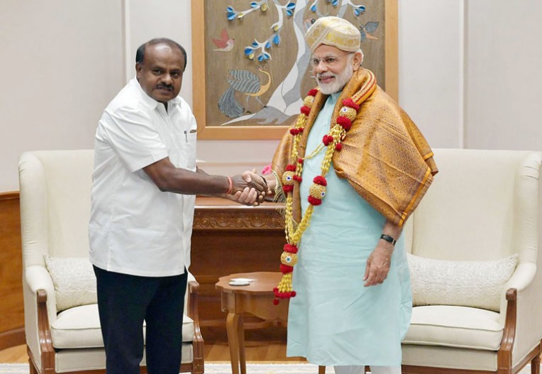 कुमारस्वामी की मोदी से भेंट