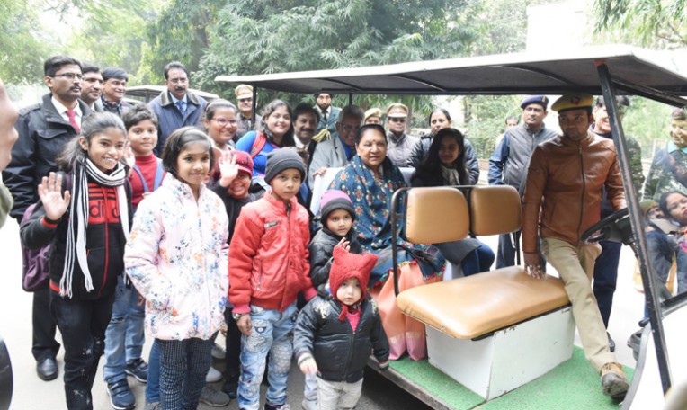 राज्यपाल ने देखा लखनऊ प्राणी उद्यान