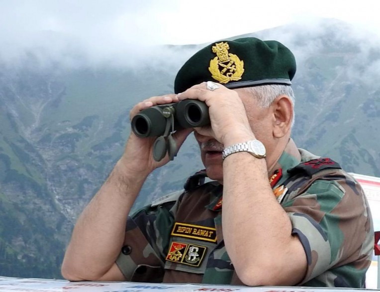 सेनाध्यक्ष की पीओके पर नज़र